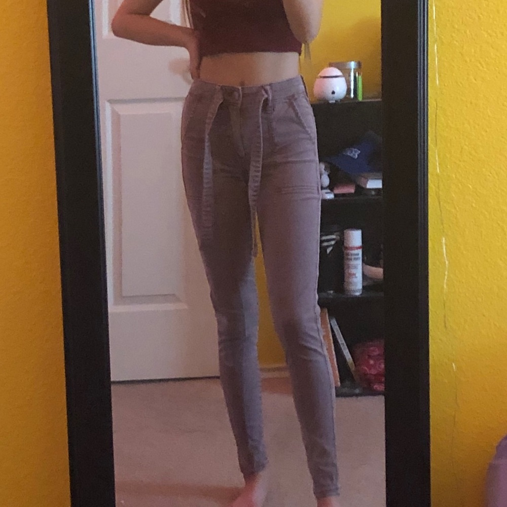 American Eagle pink jeans